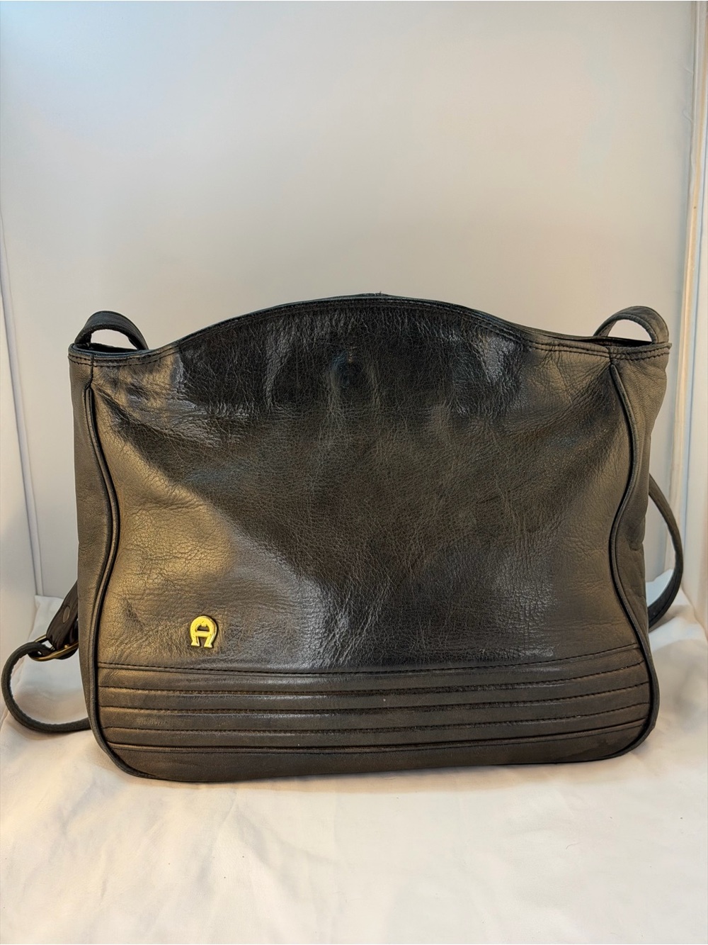 Vintage Black Distressed Leather Crossbody Etienne Aigner Bag